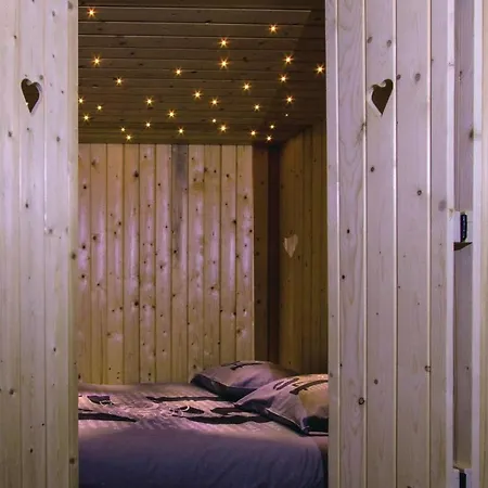 6 Bedroom Lovely In ルンテレン