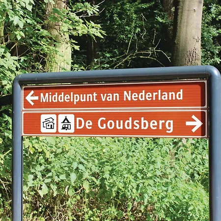 6 Bedroom Lovely In 別荘