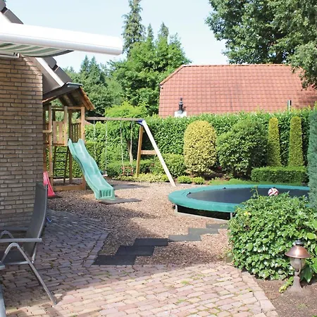 6 Bedroom Lovely In *