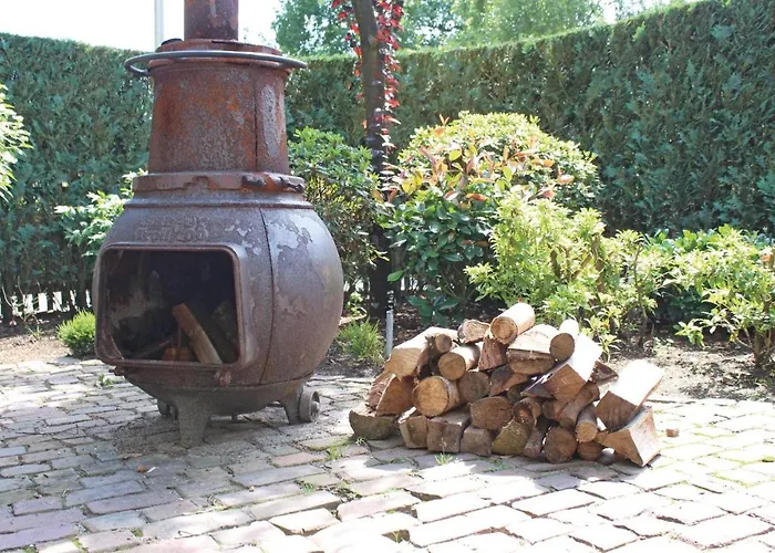 6 Bedroom Lovely In Lunteren