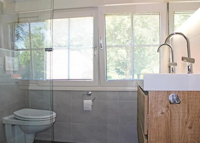 6 Bedroom Lovely In Casa vacanze