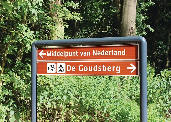 6 Bedroom Lovely In Casa vacanze